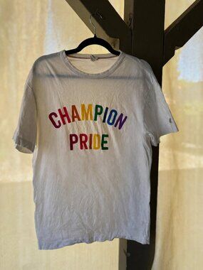 Todd Snyder x Champion 2019 Pride T-Shirt Large White Rainbow